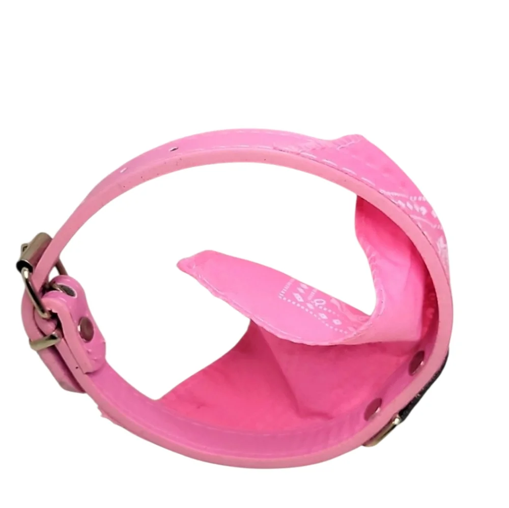 Bandana Dog Coller Pink Faux Leather Adjustable Closure. NEW